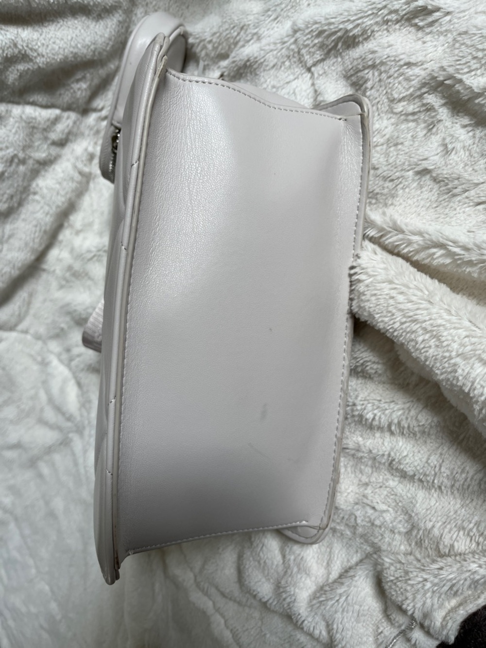 Steve Madden Quilted Crossbody Bag in Light Beige - Picture 4 of 8